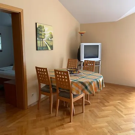 Villa Mara Promajna Exteriér fotografie