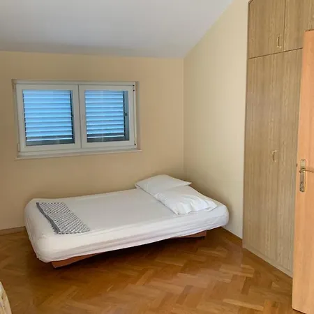 Villa Mara Promajna Exteriér fotografie