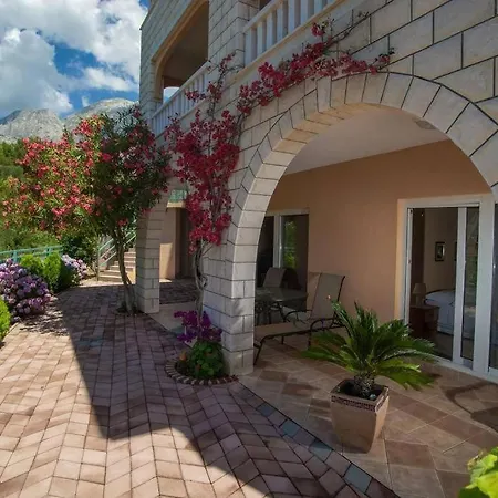 Villa Mara Promajna Exteriér fotografie