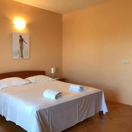 Villa Mara Promajna Exteriér fotografie