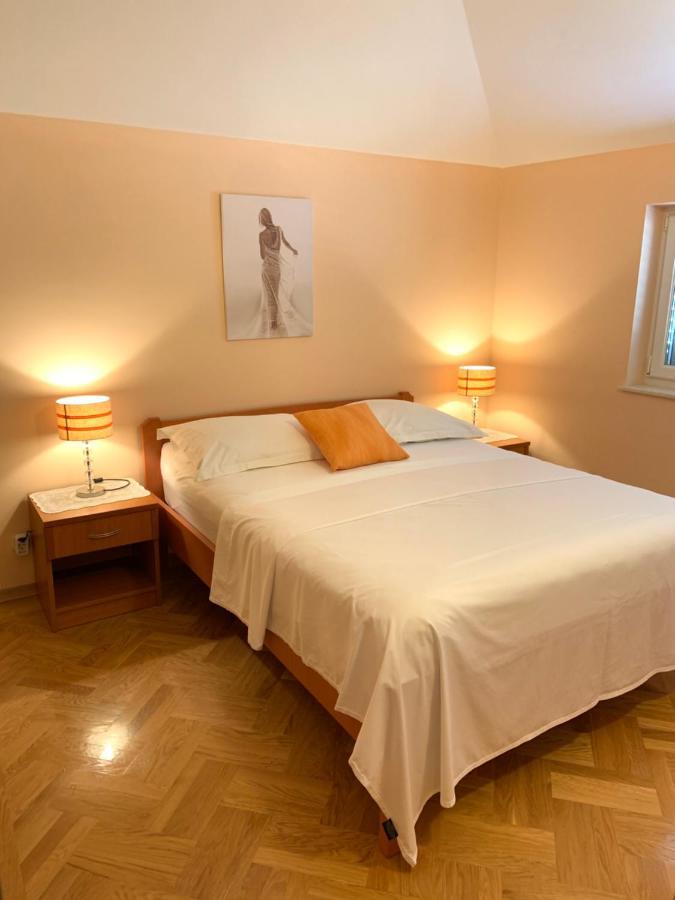 Mara Apartment